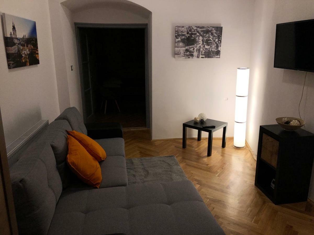 Pr Apartman Eger Exteriér fotografie