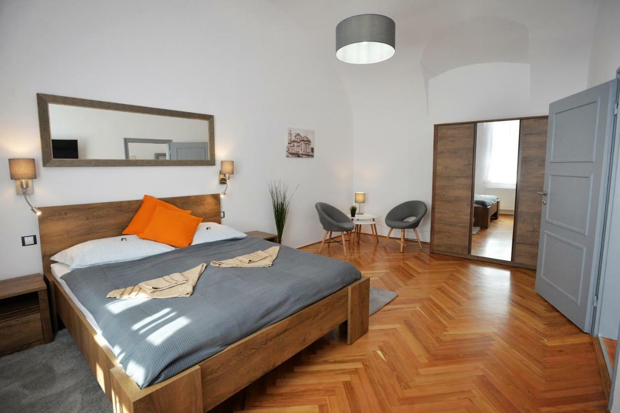 Pr Apartman Eger Exteriér fotografie